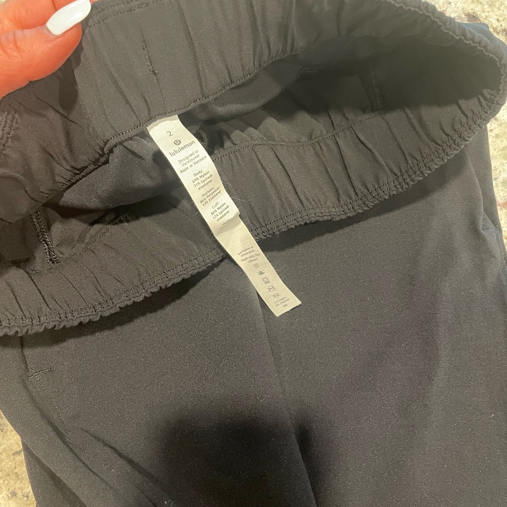 Lululemon On the Fly Jogger (NEW) - Picture 7 of 7